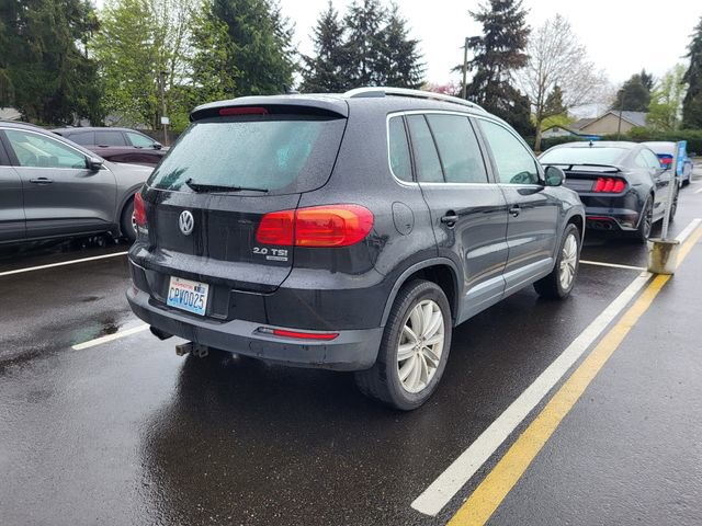 Used 2012 Volkswagen Tiguan SE image 3