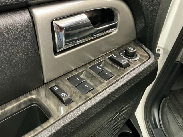 Used 2016 Ford Expedition Limited w/ Equipment Group 301A image 16