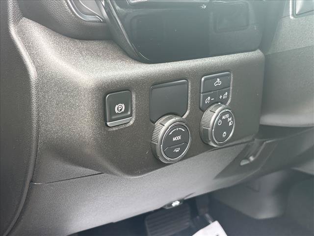 Certified 2025 Chevrolet Silverado 1500 LT RWD image 18