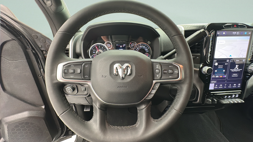 Used 2026 RAM 2500 Big Horn AWD/4WD image 15