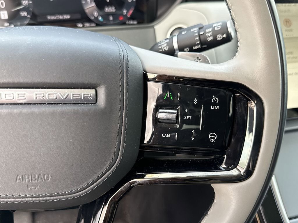 Used 2025 Land Rover Range Rover Velar S image 26