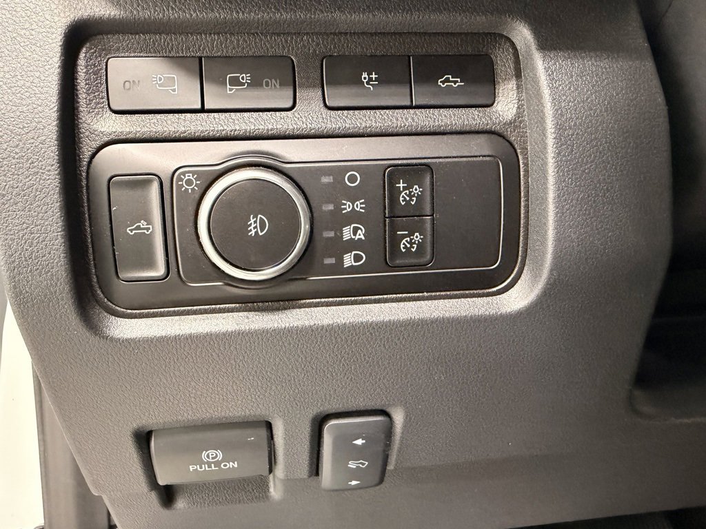 Used 2024 Ford F250 Platinum image 32