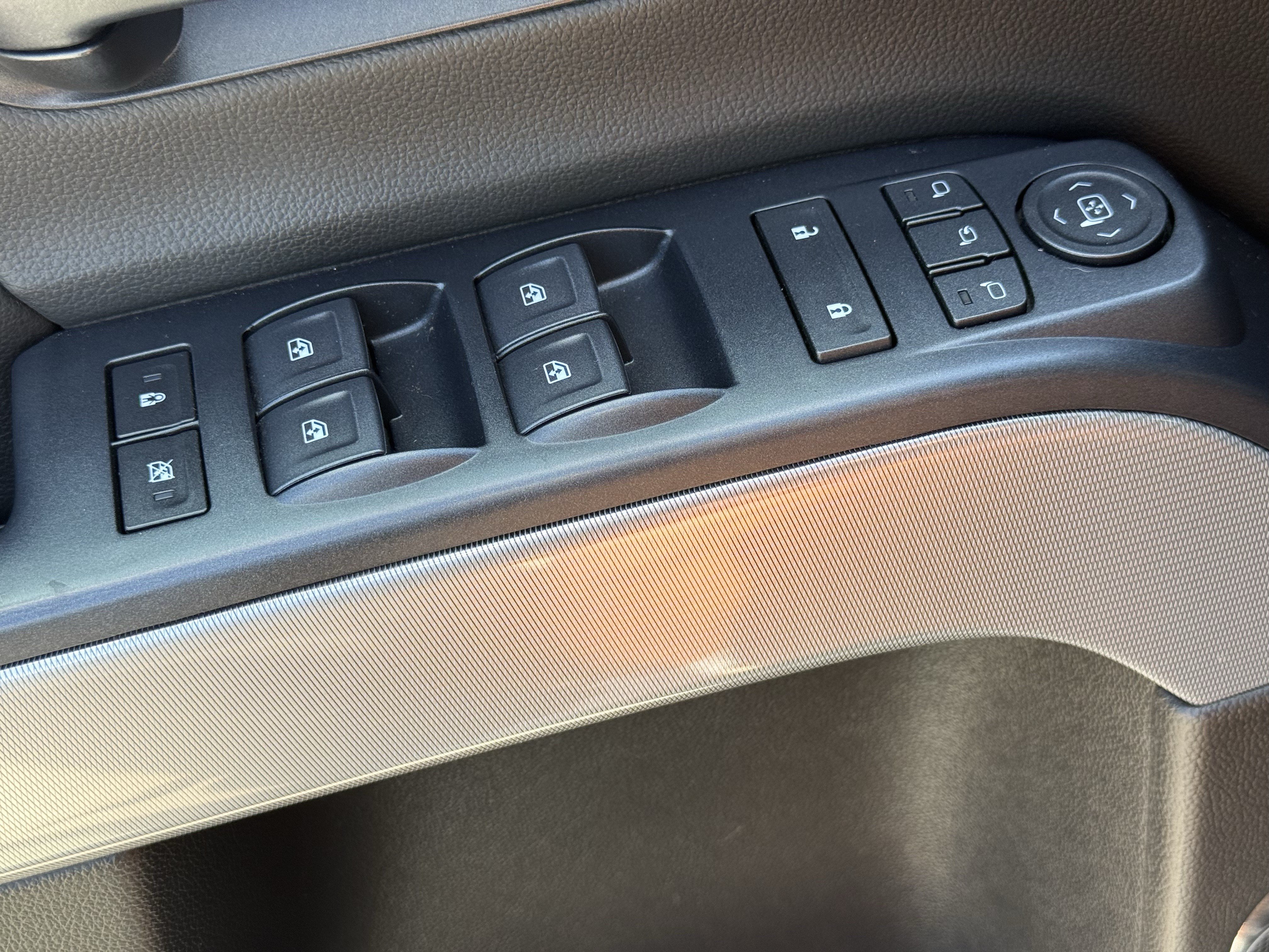 Used 2019 Chevrolet Silverado 3500 LTZ w/ LTZ Plus Package AWD/4WD image 25