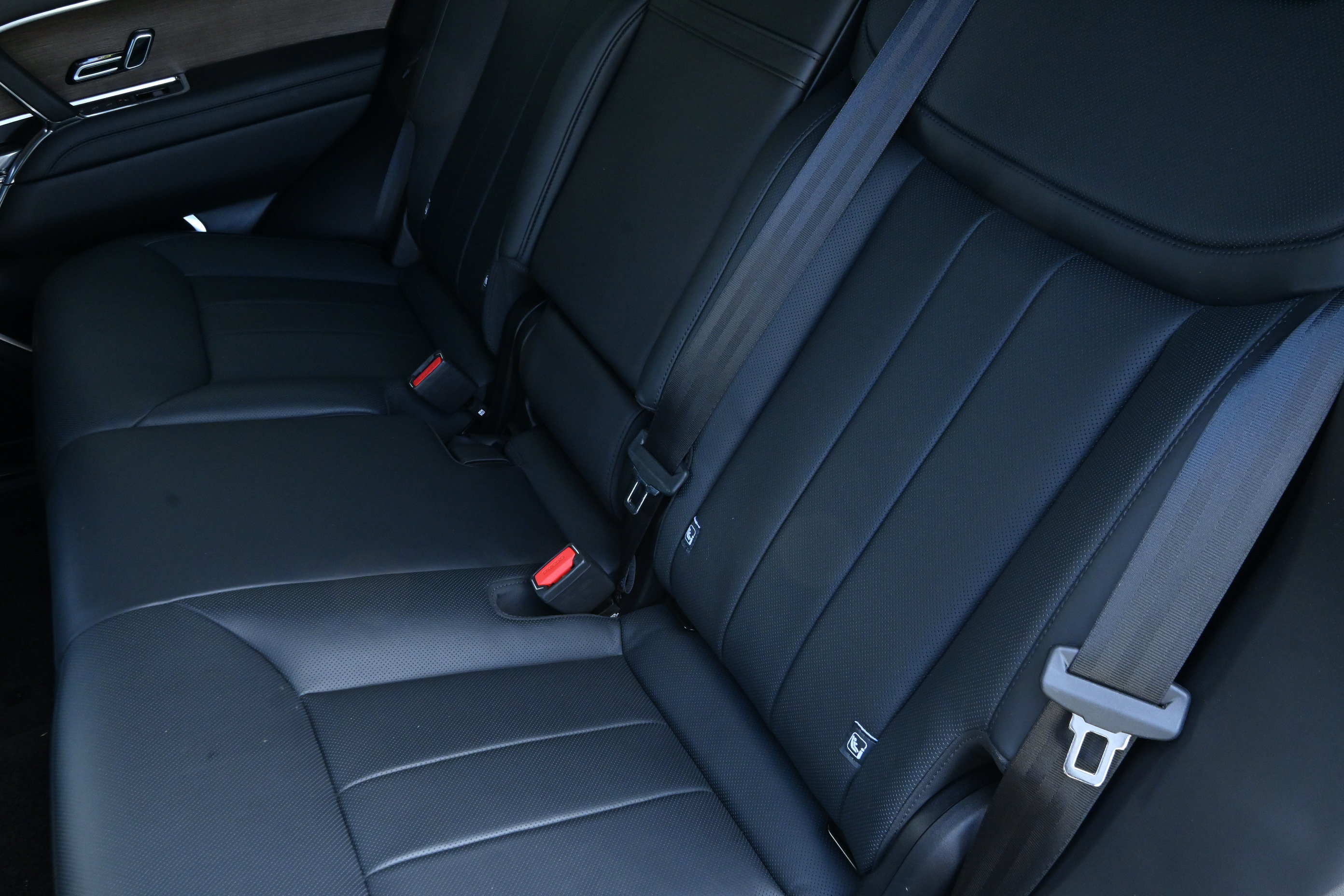 Used 2023 Land Rover Range Rover SE AWD/4WD image 14