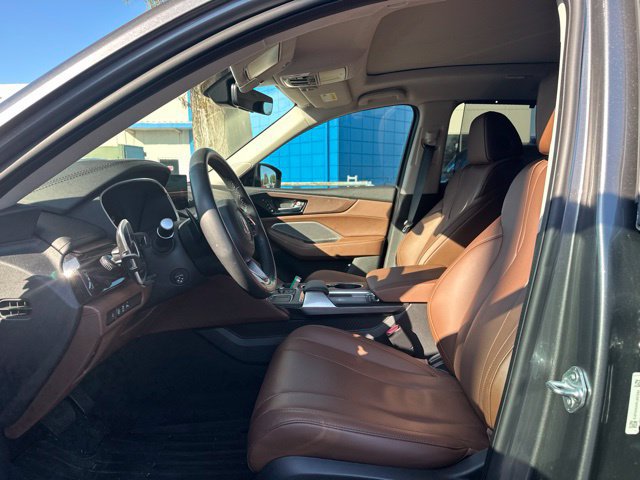 Used 2024 Acura MDX w/ Technology Package FWD image 6