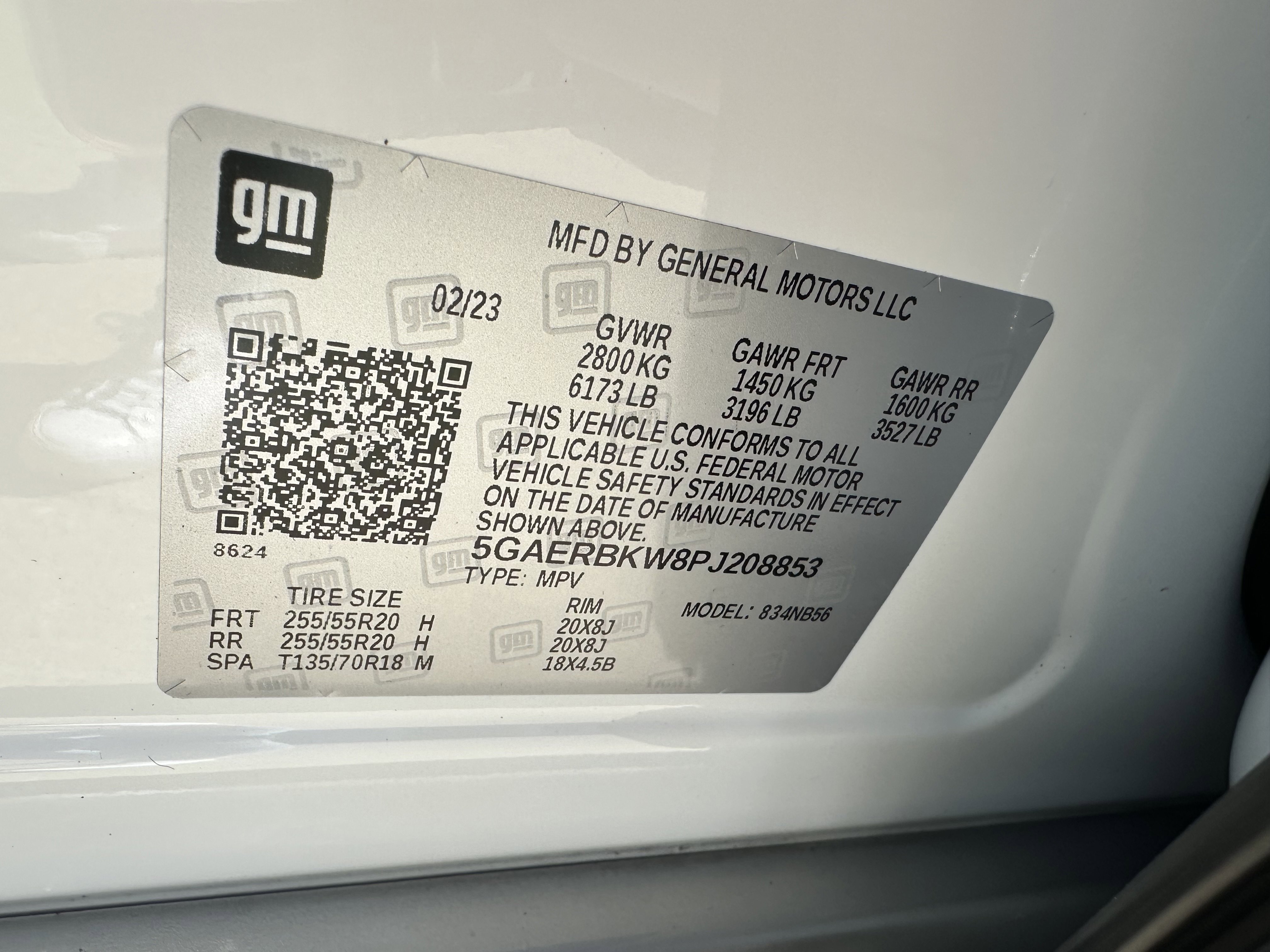 Used 2023 Buick Enclave Essence w/ Experience Buick Package FWD image 11