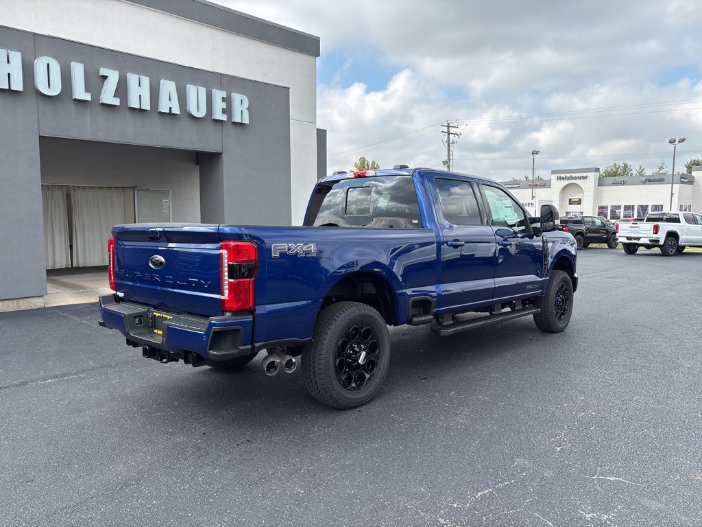 New 2026 Ford F350 XLT w/ XLT Premium Package AWD/4WD image 8