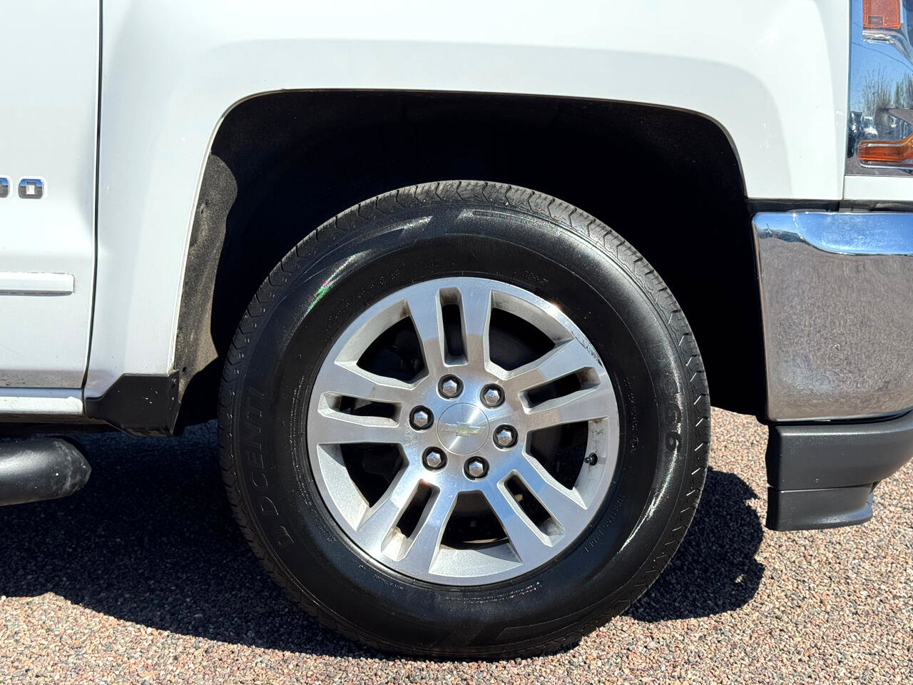 Used 2018 Chevrolet Silverado 1500 LT w/ All Star Edition image 19