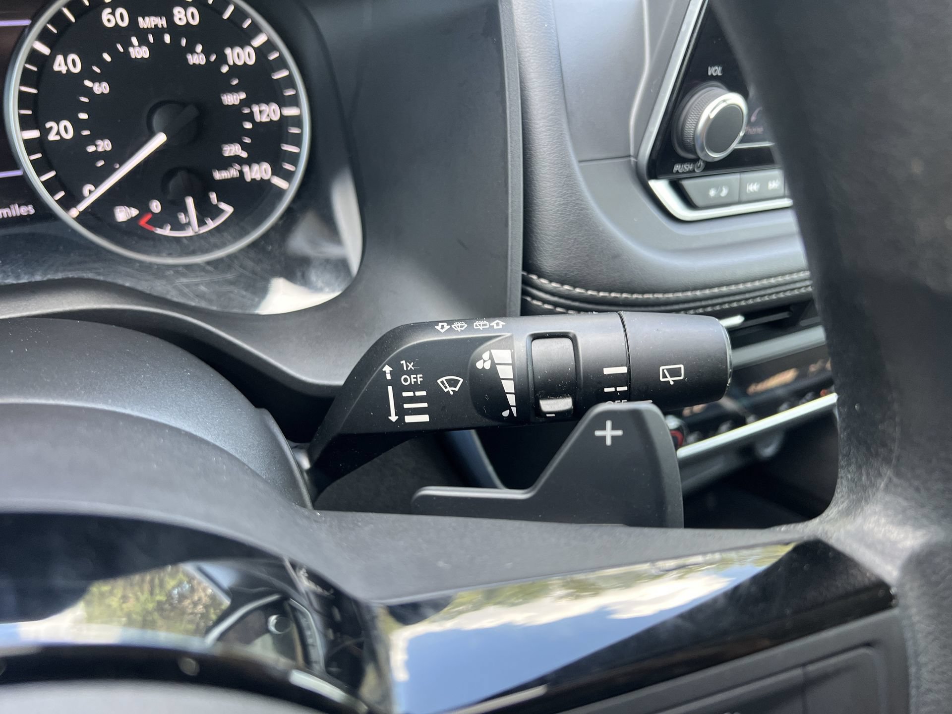 Certified 2023 Nissan Rogue SV FWD image 11