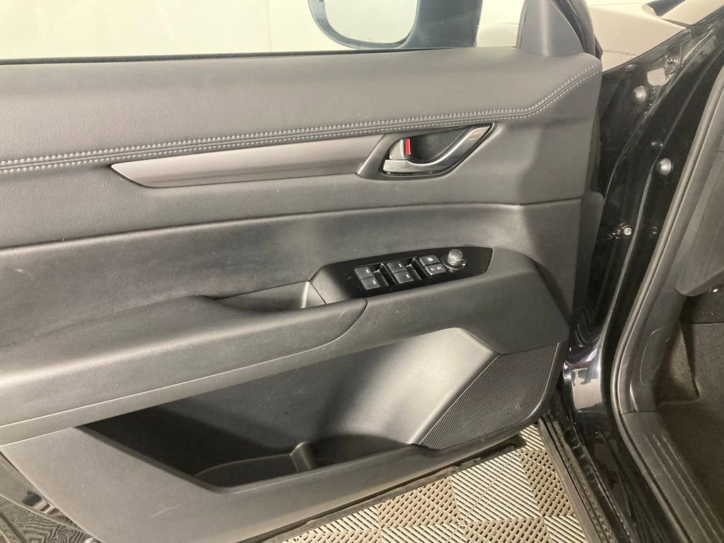 Used 2025 MAZDA CX-5 AWD 2.5 S w/ Preferred Package image 9