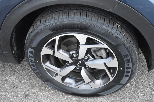 Certified 2020 Kia Sportage LX image 11