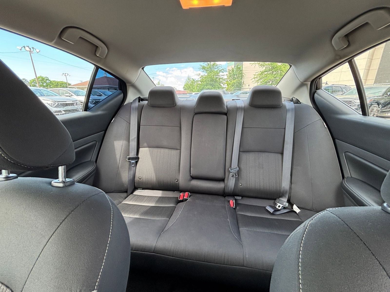 Used 2025 Nissan Altima 2.5 SV FWD image 38