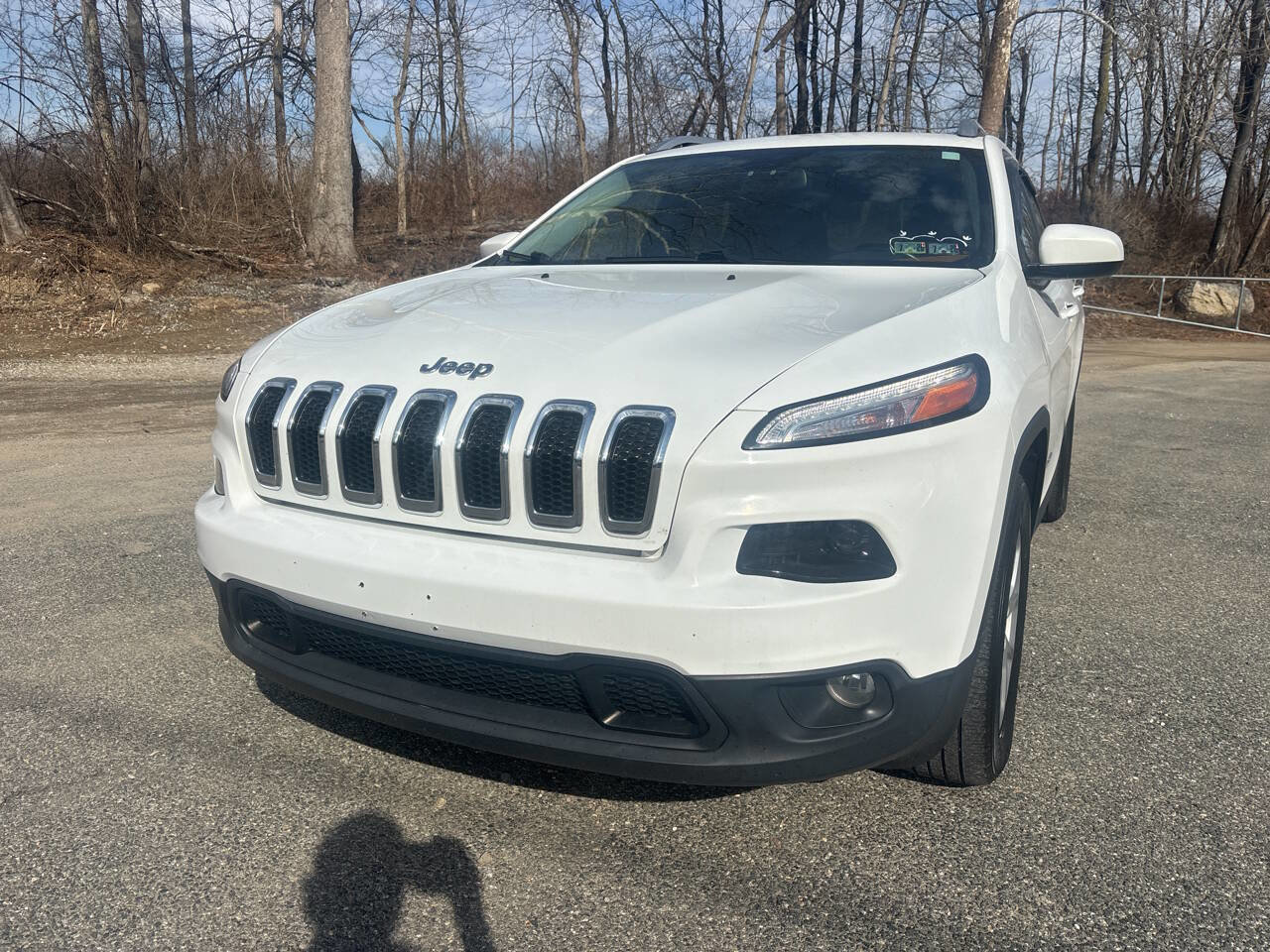 Used 2016 Jeep Cherokee Latitude w/ Cold Weather Group image 5
