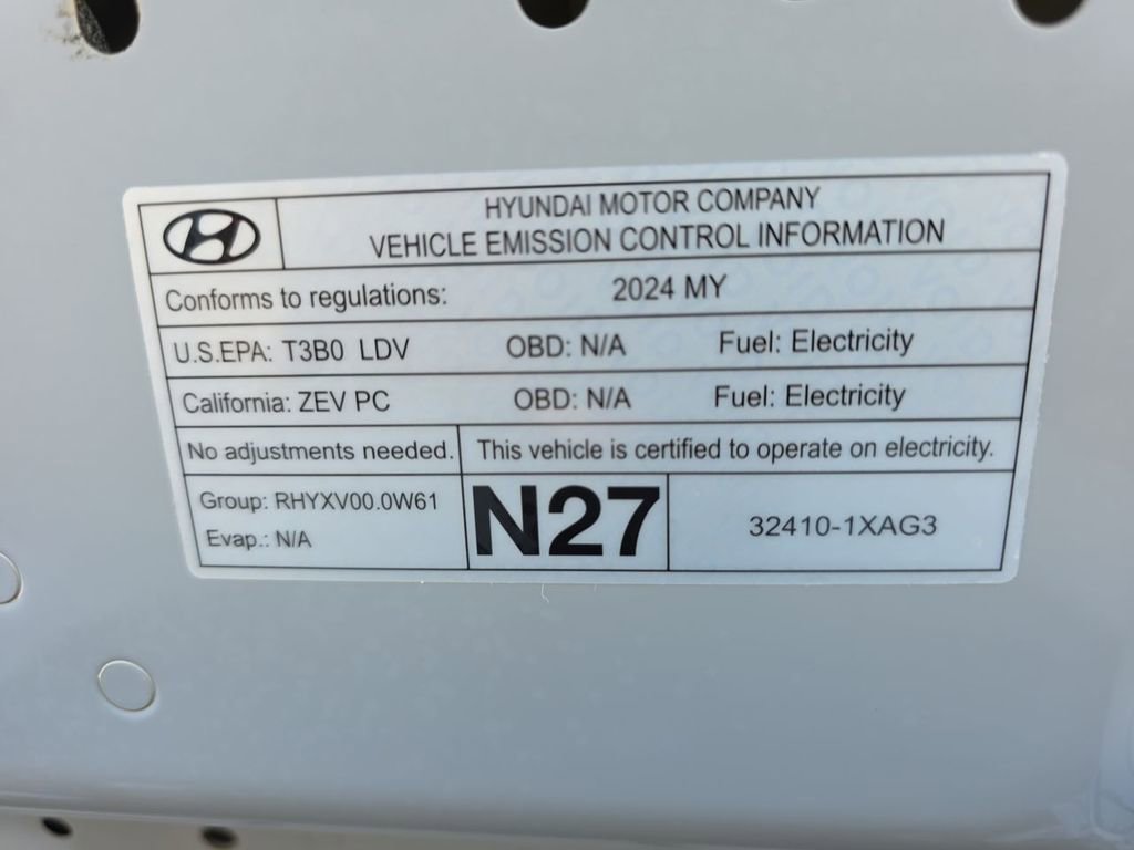 Used 2024 Hyundai Ioniq 5 SE RWD image 36