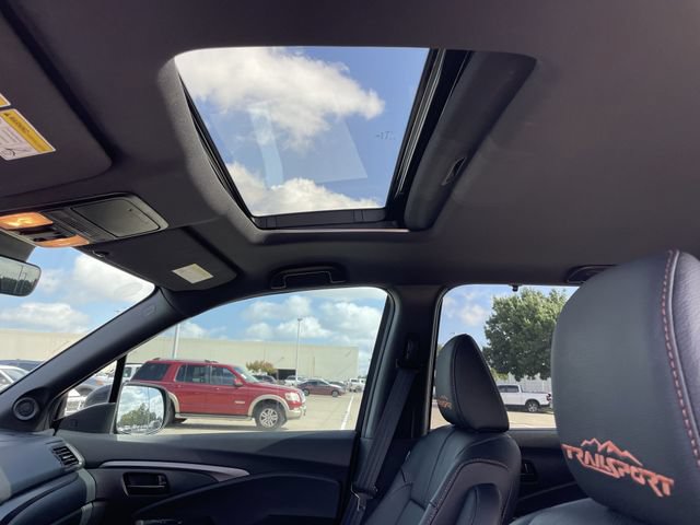 Certified 2023 Honda Passport TrailSport image 24