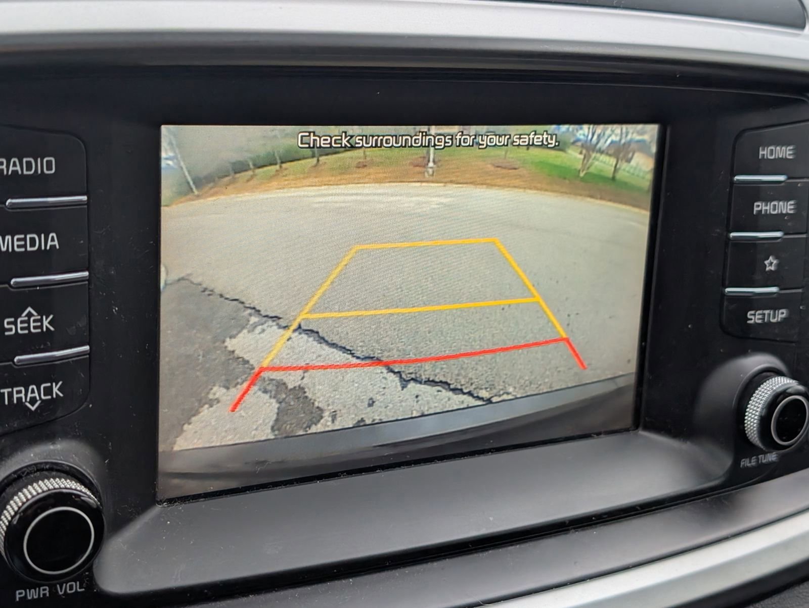 Used 2019 Kia Sorento L image 11