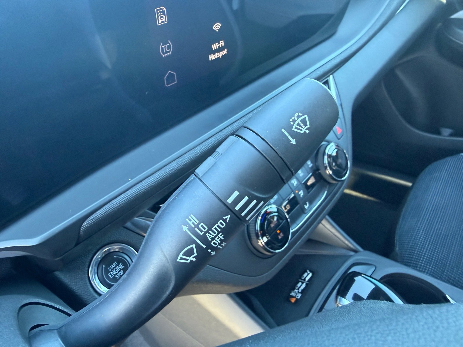 Used 2024 Buick Envista Preferred w/ Convenience II Package image 16