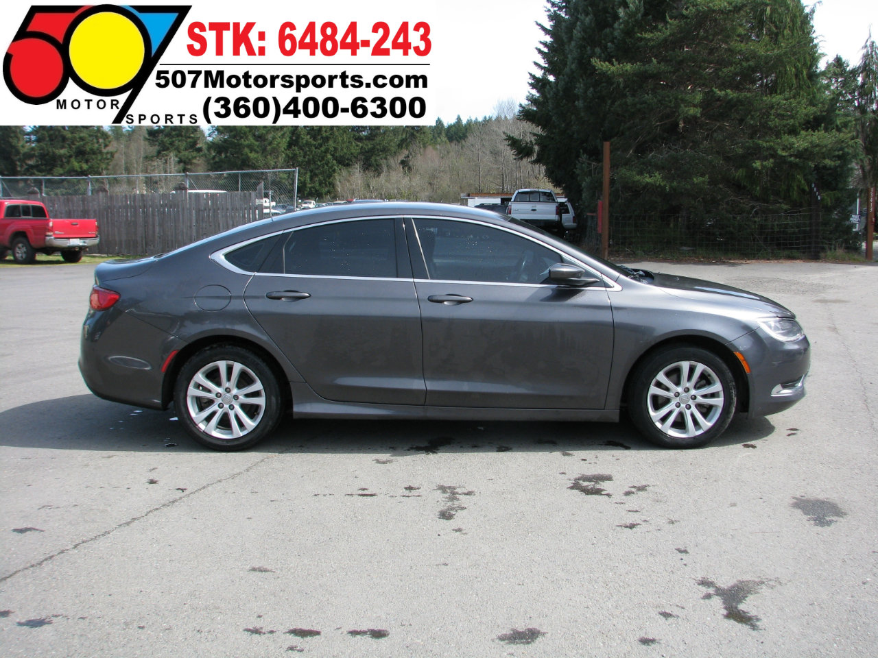Used 2015 Chrysler 200 Limited w/ Convenience Group image 9