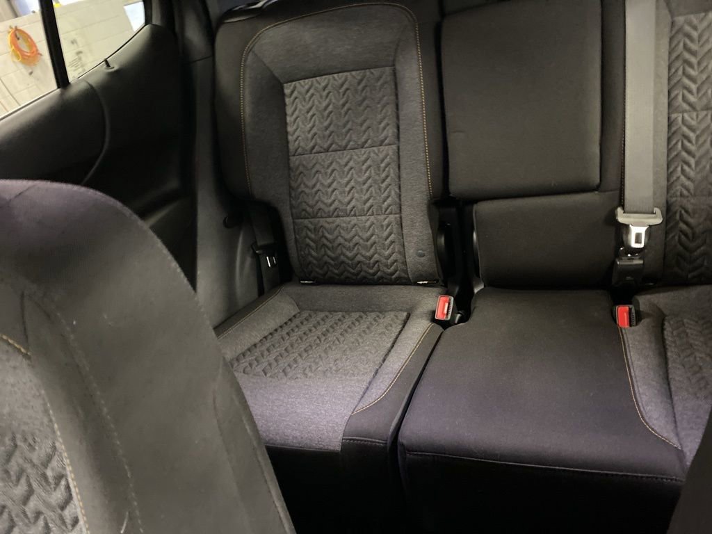 Used 2023 Chevrolet Equinox LT image 44