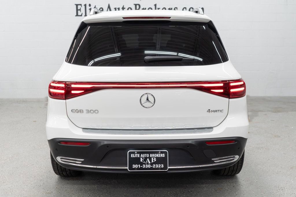 Used 2025 Mercedes-Benz EQB 300 4MATIC w/ Driver Assistance Package image 4