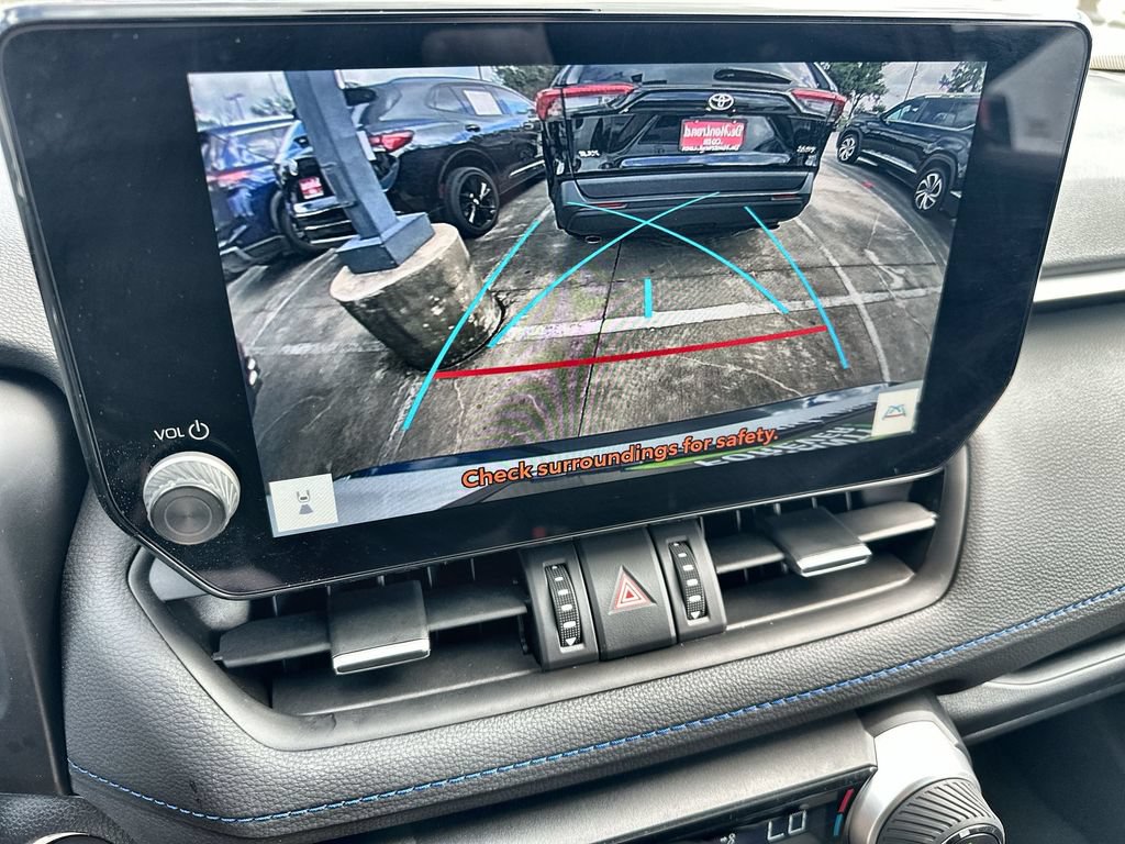 Used 2025 Toyota RAV4 XSE AWD/4WD image 29