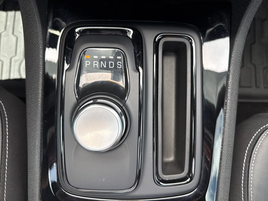 Used 2023 Chrysler 300 S w/ Comfort Group RWD image 32