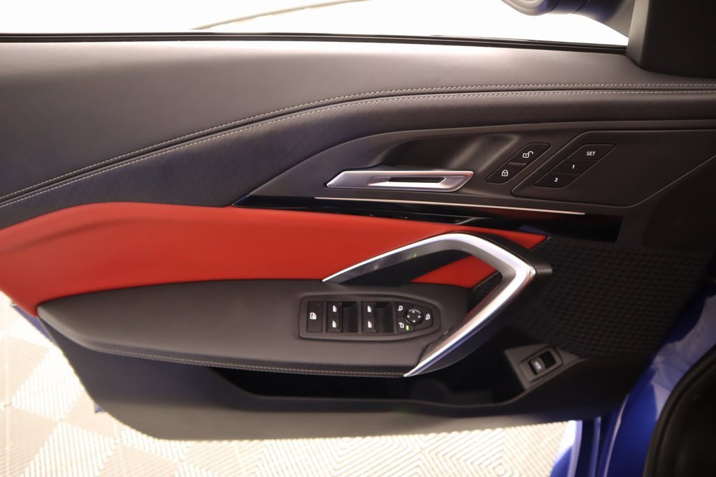 Used 2025 BMW X2 xDrive28i w/ M Sport Package image 17