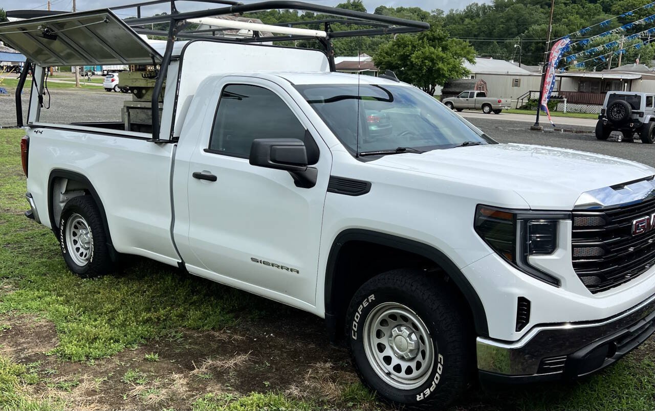 Used 2022 GMC Sierra 1500 Pro w/ Pro Value Package AWD/4WD image 12
