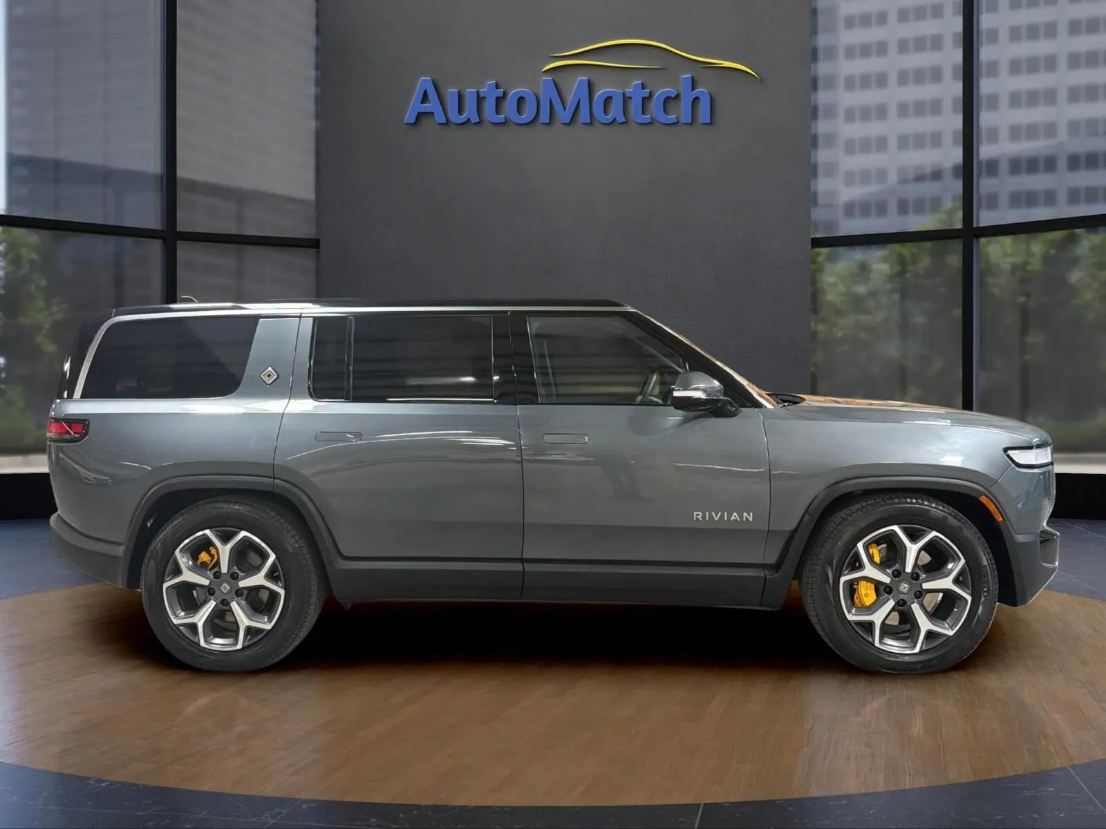 Used 2022 Rivian R1S Launch Edition Quad AWD/4WD image 12