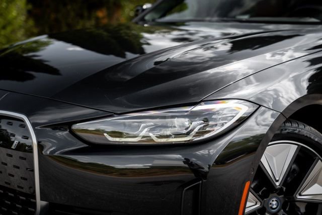 Used 2023 BMW i4 eDrive35 w/ Premium Package image 4