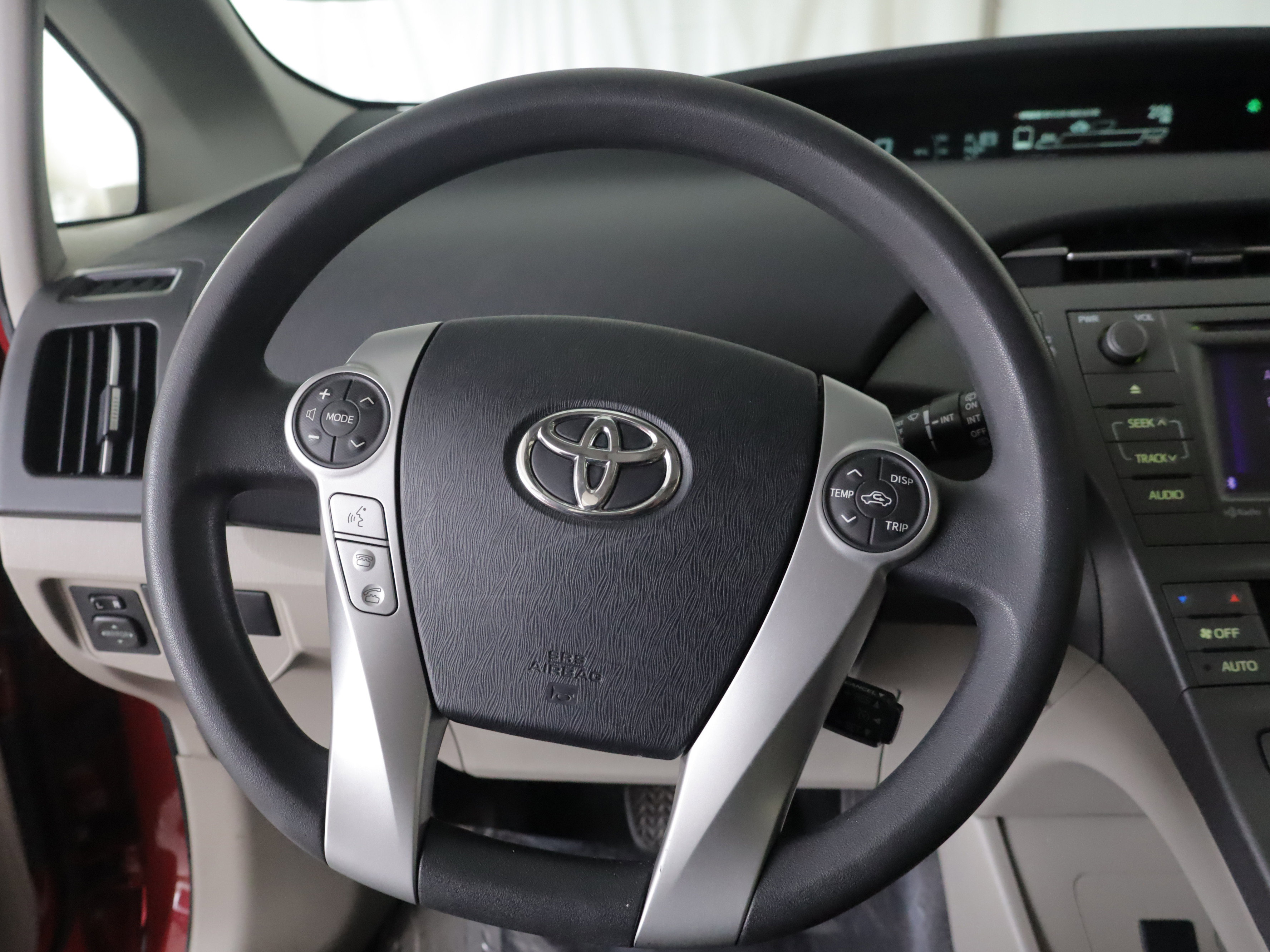 Used 2013 Toyota Prius Three w/ Solar Roof Pkg FWD image 13