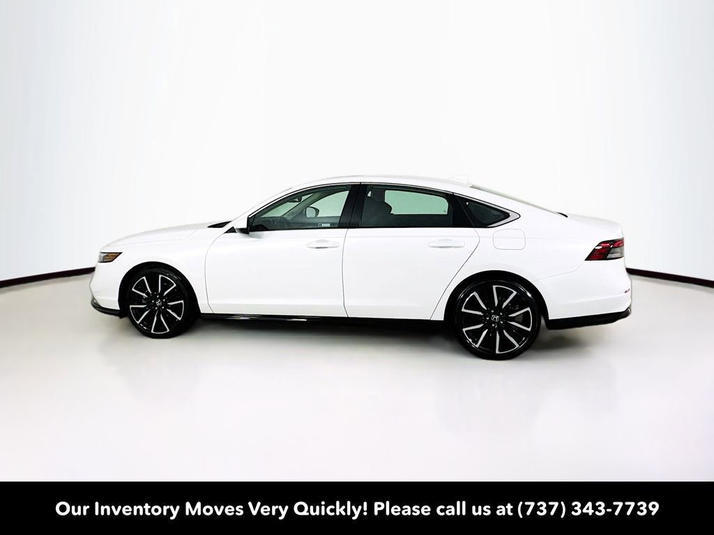 Used 2025 Honda Accord Touring image 4
