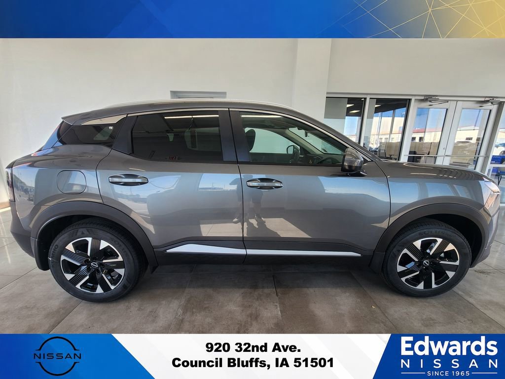 New 2025 Nissan Kicks SV AWD/4WD image 2