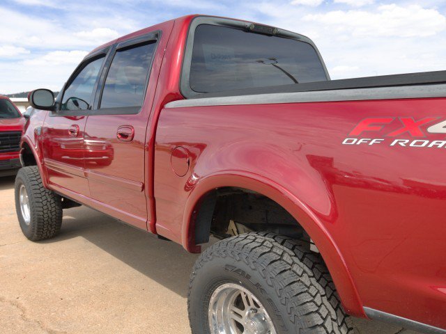 Used 2003 Ford F150 XLT AWD/4WD image 9