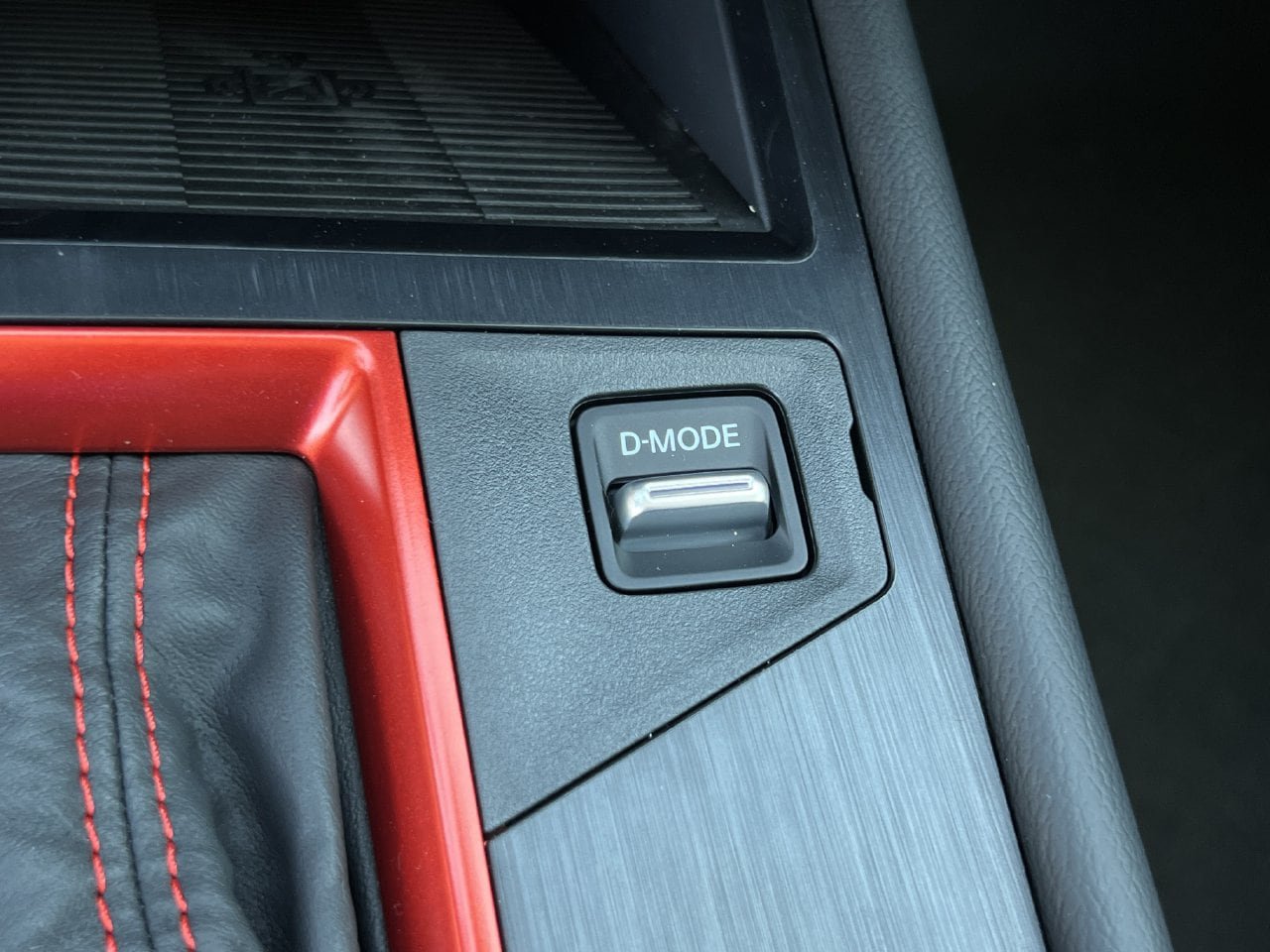 New 2027 Nissan Kicks SR FWD image 12