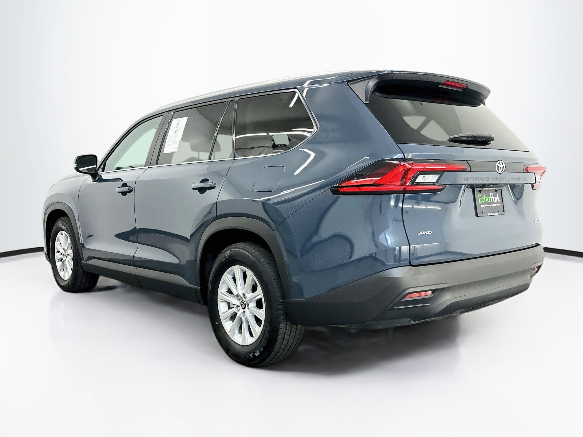Used 2026 Toyota Grand Highlander AWD image 5