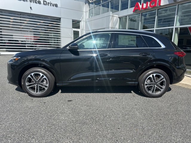 New 2025 Audi Q5 Premium image 2