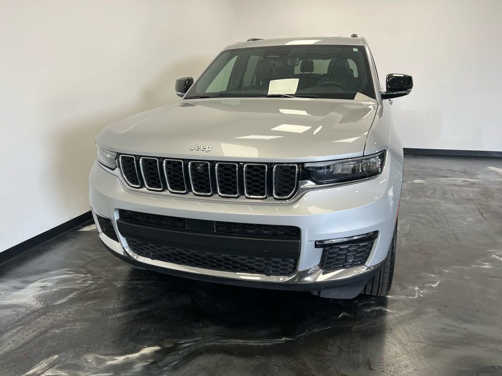 Used 2024 Jeep Grand Cherokee L Limited w/ Luxury Tech Group II AWD/4WD image 3
