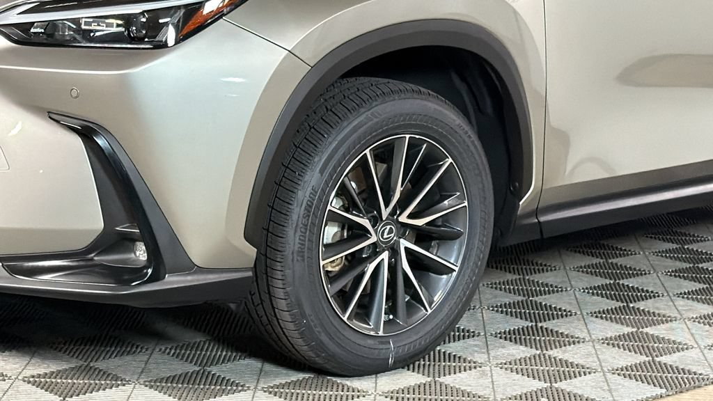 Certified 2022 Lexus NX 350h AWD image 4