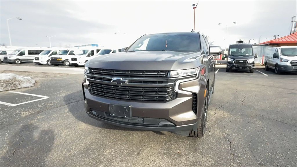 Used 2021 Chevrolet Tahoe RST w/ Luxury Package image 3