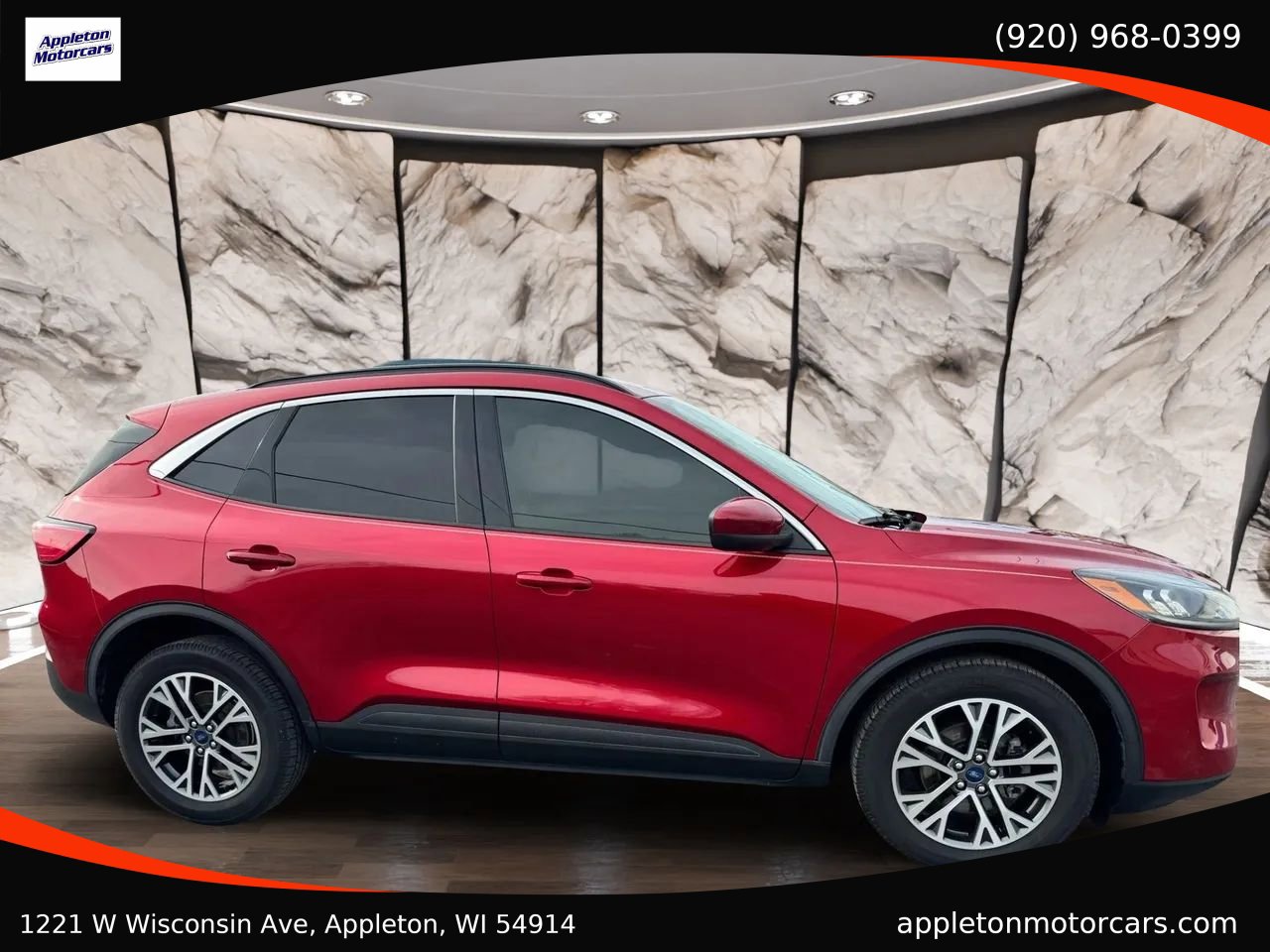 Used 2020 Ford Escape SEL image 5