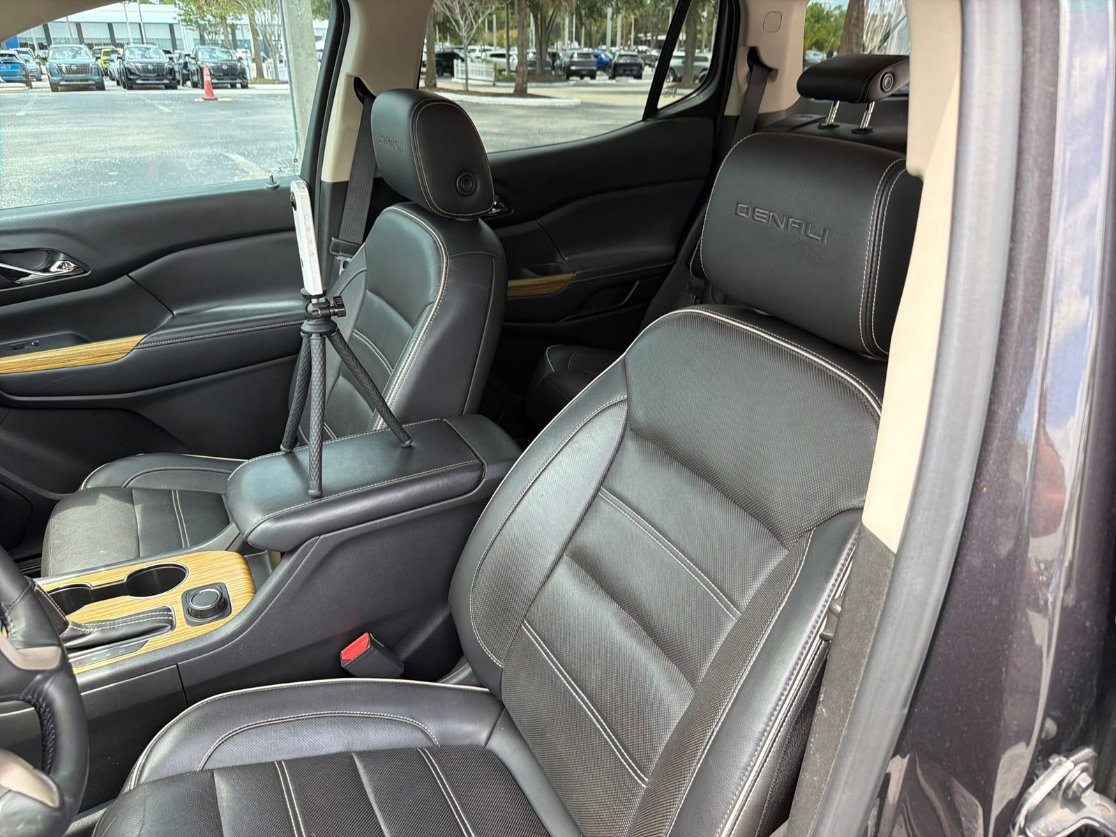 Used 2018 GMC Acadia Denali FWD image 22