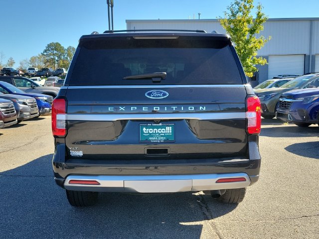 Used 2024 Ford Expedition XLT RWD image 5