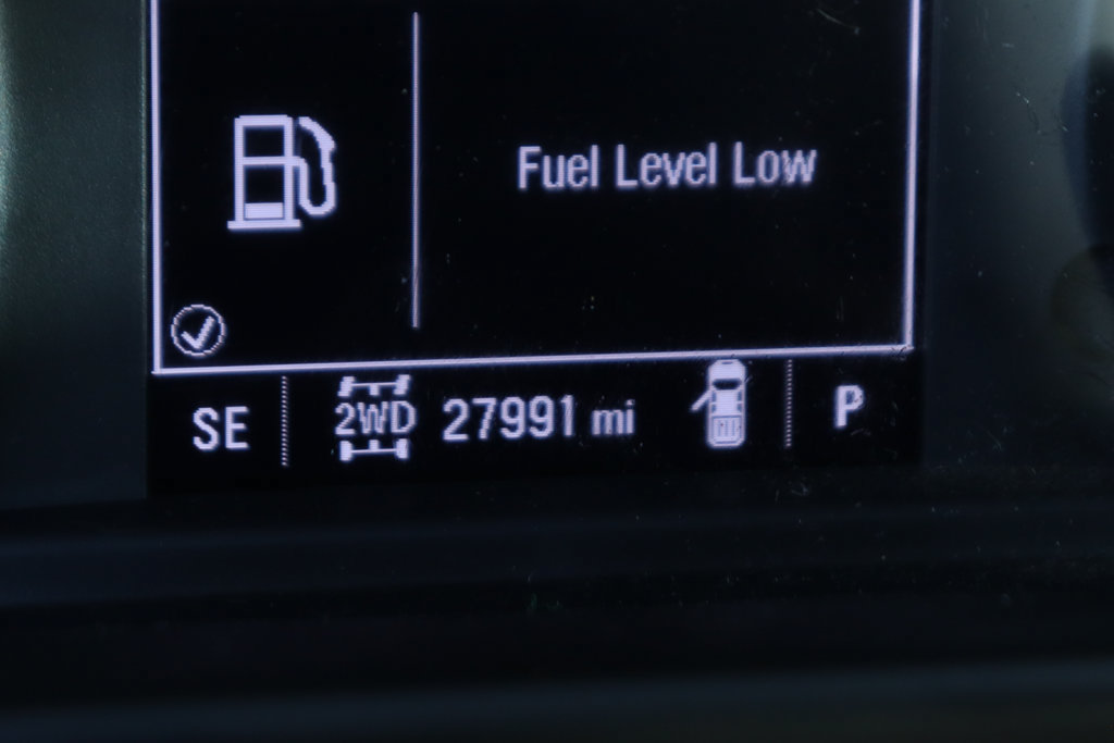Used 2023 Chevrolet Silverado 1500 Custom AWD/4WD image 27