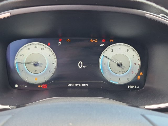 Used 2022 Hyundai Santa Fe Limited FWD image 13