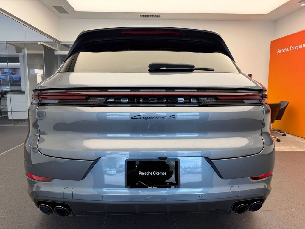 New 2026 Porsche Cayenne S AWD/4WD image 8