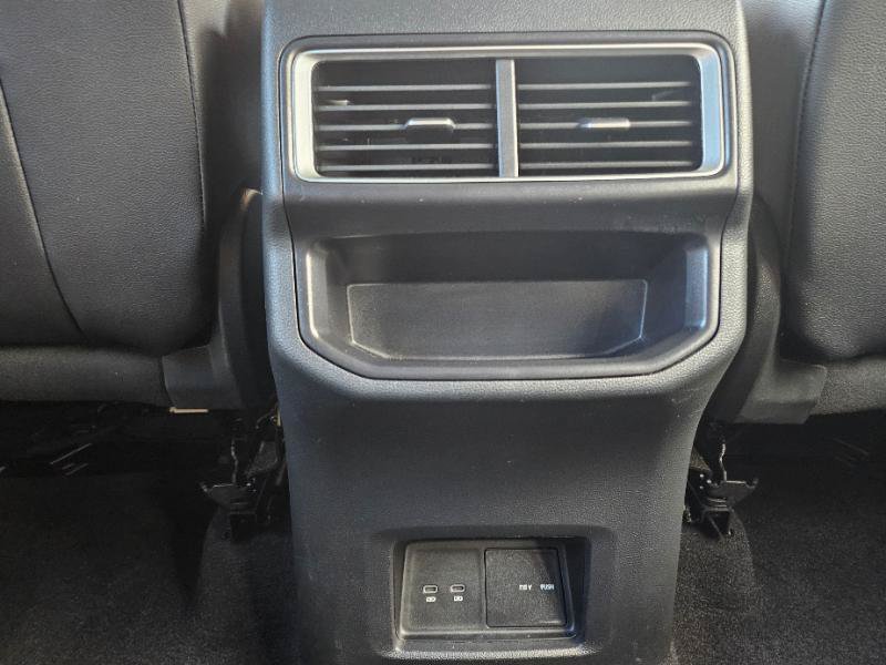 Used 2024 Volkswagen Atlas Cross Sport SE AWD/4WD image 68