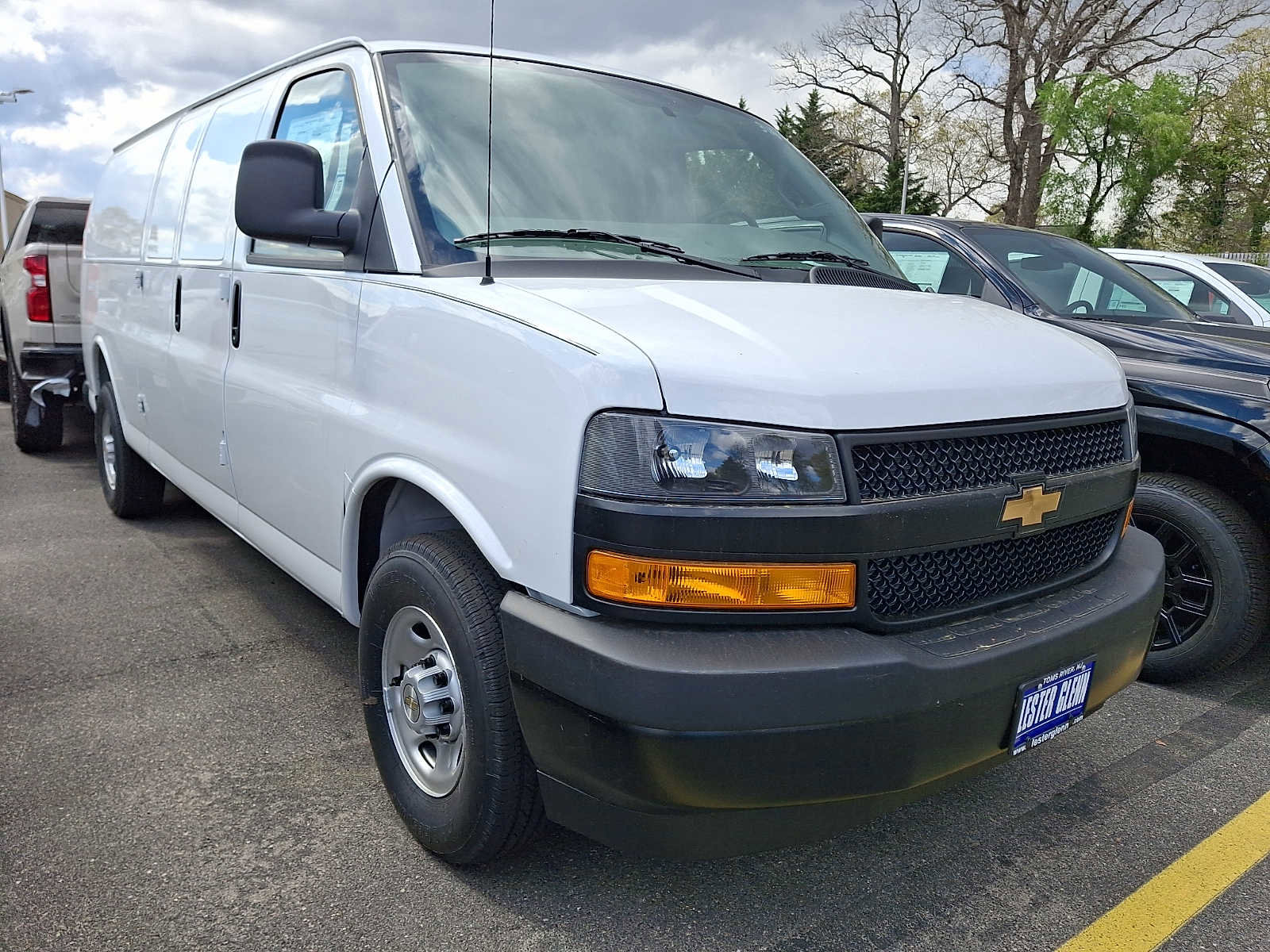 New 2026 Chevrolet Express 2500 Extended w/ Driver Convenience Package RWD image 1