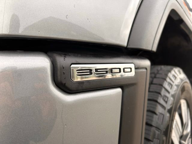 Used 2024 GMC Sierra 3500 Denali w/ Denali Reserve Package image 9