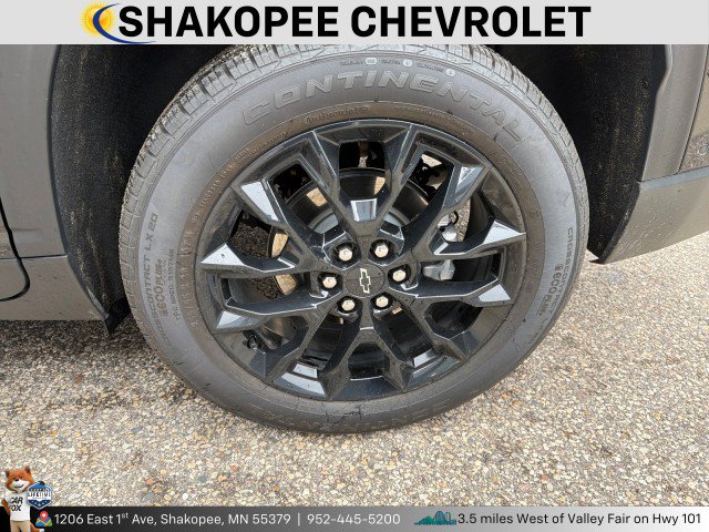 Used 2026 Chevrolet Traverse LT w/ Enhanced Driving Package AWD/4WD image 4